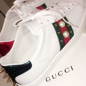 Meet your Posher, Mike